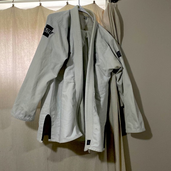 Men’s Elite BJJ Gi A4 w/Pants - Picture 1 of 5